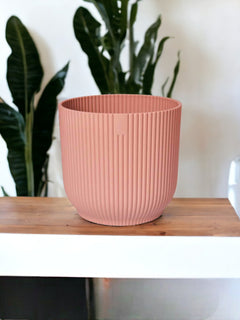 Rosafarbener Blumentopf von Elho – D22 x H20